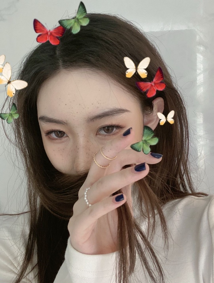 ㅤ.-广东省·广州市·天河区-微博、抖音、***、美拍-接美瞳寄拍，接口红试色、彩妆测评试用，会拍照、会p图、可以短视频创作