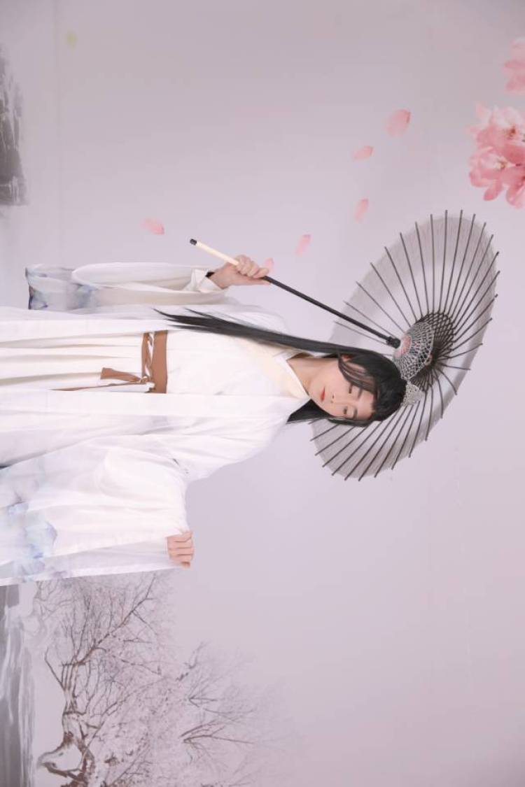 加块芝士片-陕西省·西安市·灞桥区--2020退伍 能唱歌 有颜值
身高176 体重110 千克三围81 69 88
希望能与你合作