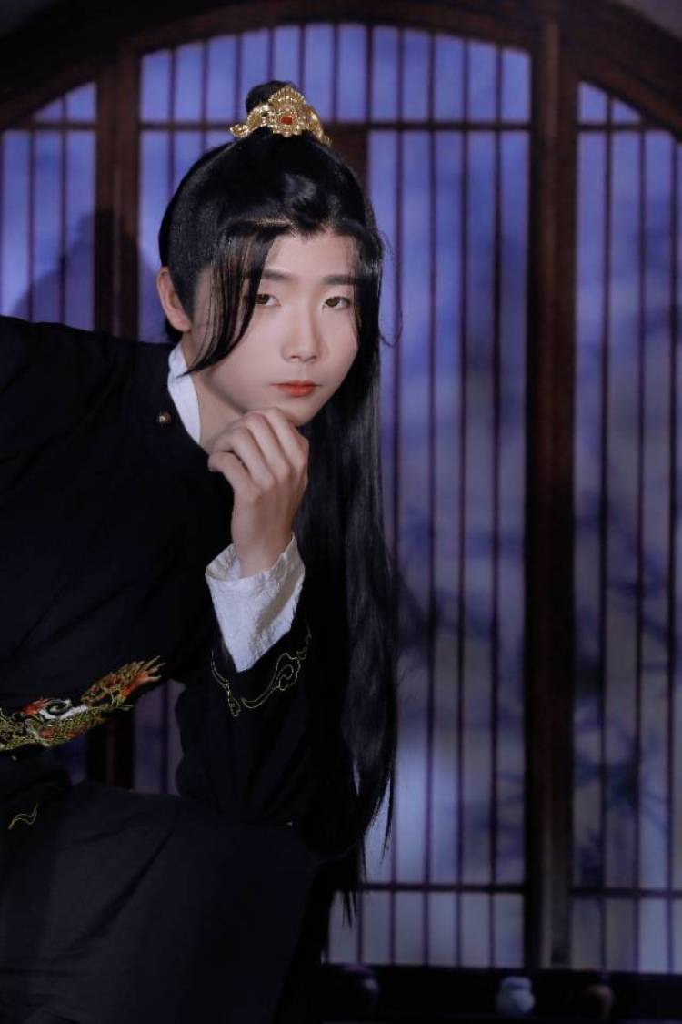 加块芝士片-陕西省·西安市·灞桥区--2020退伍 能唱歌 有颜值
身高176 体重110 千克三围81 69 88
希望能与你合作