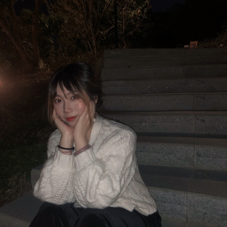 菜花-广东省·珠海市·香洲区--抖音；微博；***；接tb买家秀和模特图；游戏陪玩；对镜自拍；出图快；各种风格可hold；有镜头感；会自己修图；