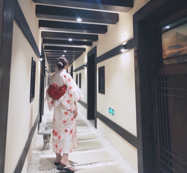 四囍-江苏省·南京市·浦口区-抖音 微博-161 51  正在一步步摸索 喜欢拍拍照 📷 画画🎨可接寄拍 买家秀