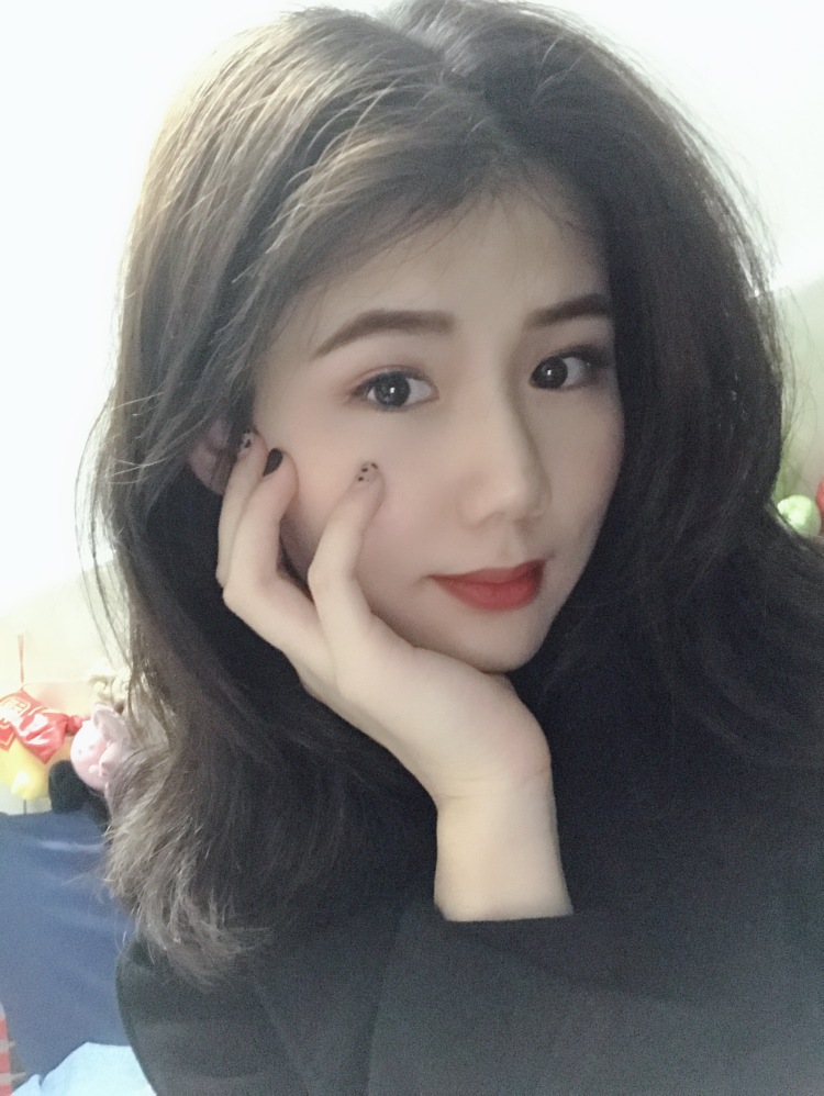 Rachel-广东省·深圳市·宝安区-抖音，微博，***，知乎-本人职业白领，身高160cm，体重46kg，想利用闲暇时间做做副业兼职挣点零花钱，有需要网拍，买家秀模特可联系，会ps，剪辑