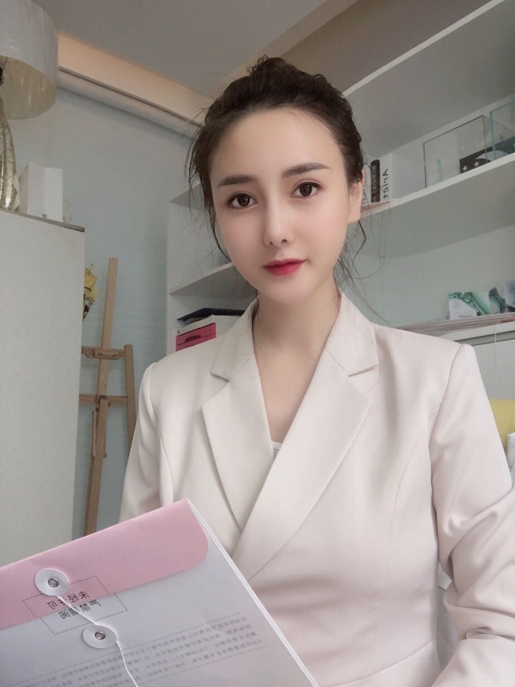 Yumi💕-重庆市·重庆市·江北区-抖音 微博 *** keep -大家好!我是重庆网红:悠米
本人是一位模特,平时喜欢拍视频测评,都是原创出镜,在美拍,抖音,***,微博等平台发布
艺名:悠米
身份:模特
年龄:24
身高:172CM
体重:48KG
粉丝:1万