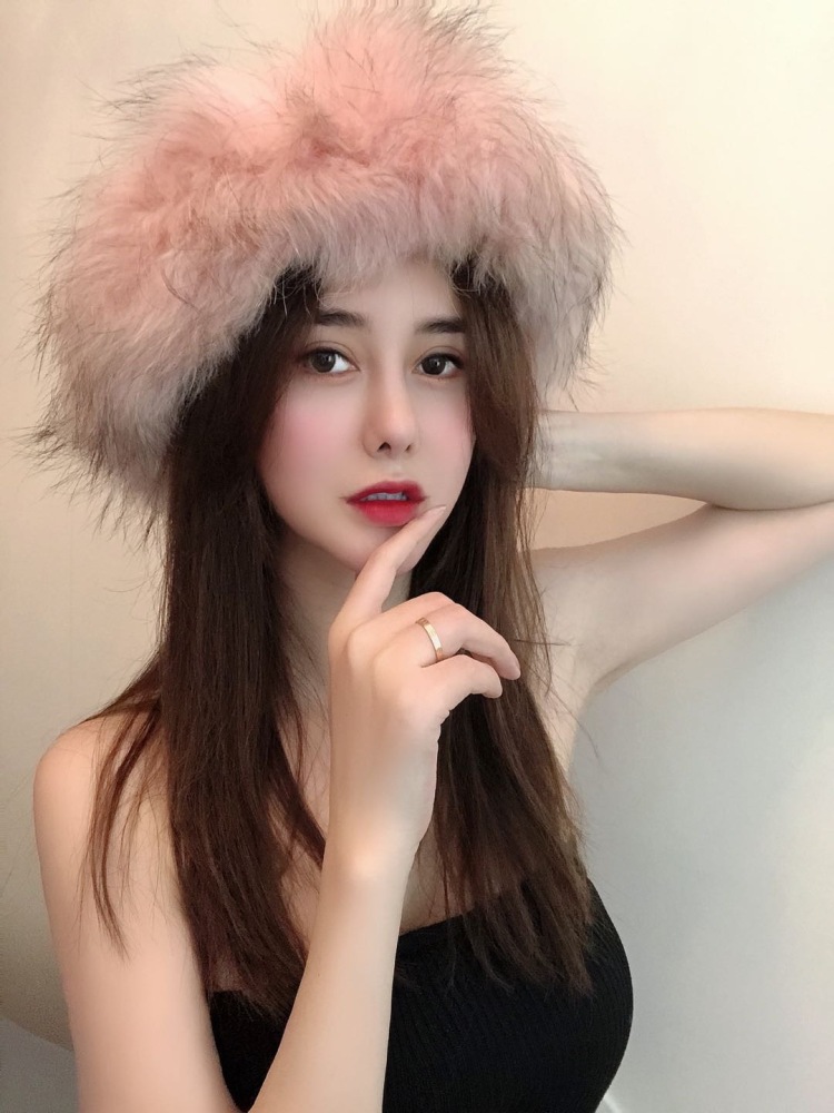 Yumi💕-重庆市·重庆市·江北区-抖音 微博 *** keep -大家好!我是重庆网红:悠米
本人是一位模特,平时喜欢拍视频测评,都是原创出镜,在美拍,抖音,***,微博等平台发布
艺名:悠米
身份:模特
年龄:24
身高:172CM
体重:48KG
粉丝:1万