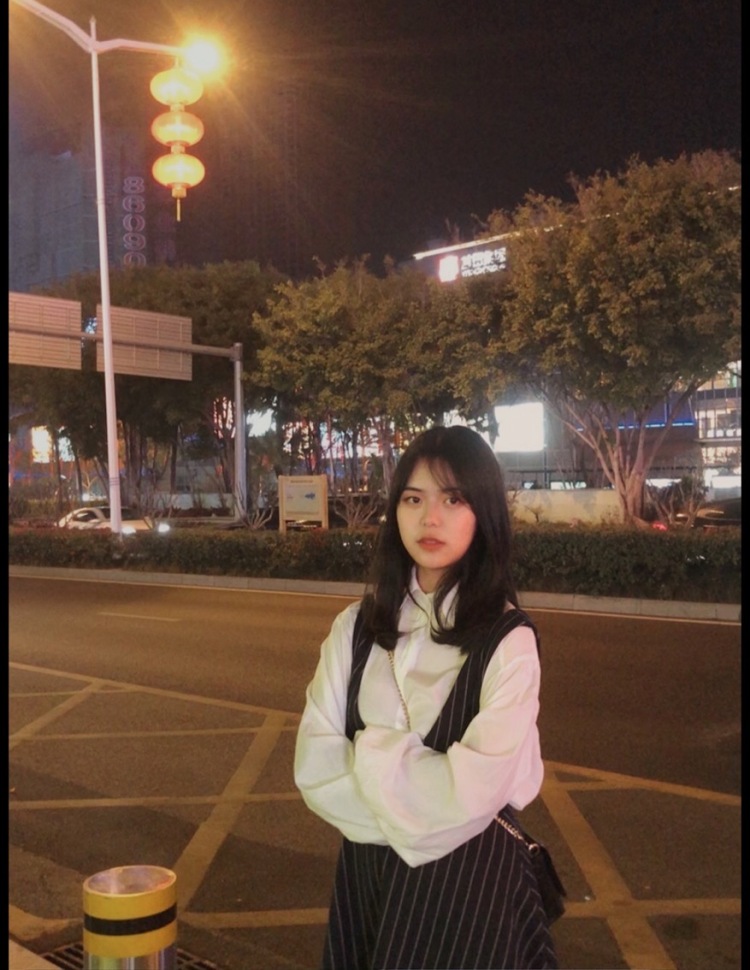 石原里美-广东省·深圳市·龙岗区-***-拍买家秀/会p图/会拍照/所有风格均可驾驭,较擅长韩系穿搭。
可拍服装、饰品、鞋包等等