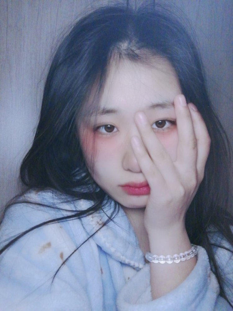 老坛杉菜-河南省·开封市·龙亭区--身高165
体重120
在影楼学过摄影(有古风摄影基础)
平时喜欢自拍,会点点修图
风格都可以哒
新人接单,请多关照