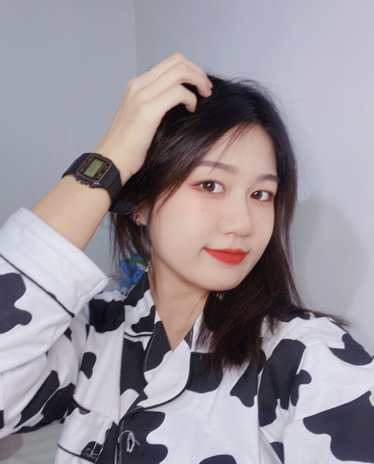 ʚ🧸ྀིɞ-天津市·天津市·东丽区--在抖音 美拍 快手 粉丝:500 可以拍:美瞳、化妆品测评、开箱测评 、免费试用 、寄拍 直播带货(除内衣外)可以拍vlog带货 会p图
