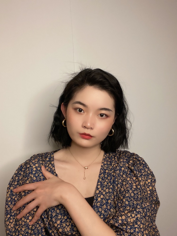 TSUNDERE飞飞-广东省·广州市·白云区--可买家秀、对镜拍、可拍饰品、可短视频讲解,会修图会剪辑。。。。。。。。