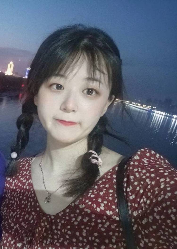 脆脆鲨超好吃-陕西省·西安市·雁塔区--大学生擅长拍照,买家秀,会p图,***vlog新人作者。可长期合作。