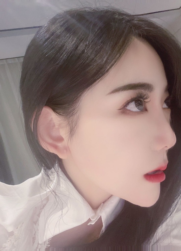 👑 ིྀ-山东省·济南市·历下区-抖音-🉑️接全身照 淘宝服饰 美容护肤类化妆品、美瞳类、鞋类
外景拍摄