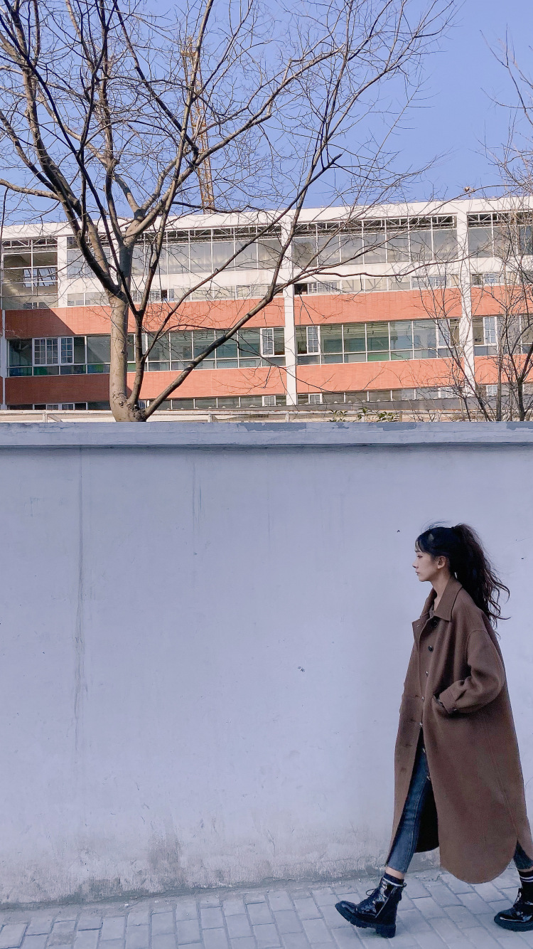 姜俊含_bamboo°-浙江省·杭州市·余杭区-抖音-女,双子座,162,37公斤左右。
不喜露脸。
求平面兼职模特,寄播,买家秀。
抖音2000粉丝左右,可发布视频