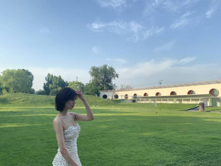 沐沐 studio-北京市·北京市·朝阳区-抖音,微博,***-可接女装~开箱种草测评,探店,饰品拍摄
会摄影后期修图
颜值高,出图快性格好