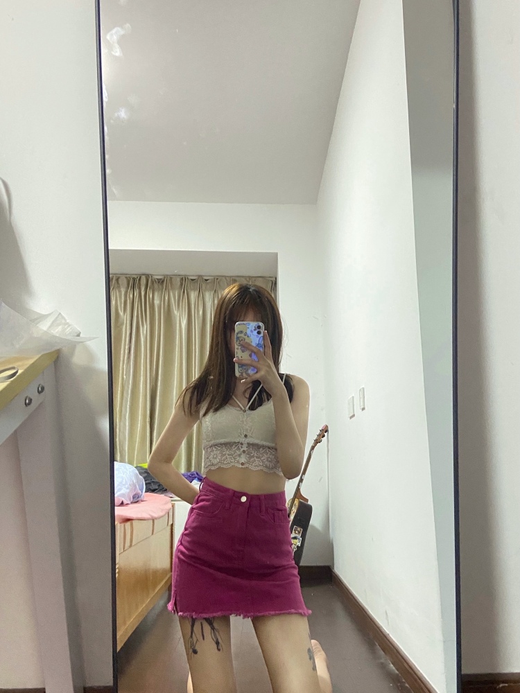 是欣欣-广东省·珠海市·香洲区--身高168 体重96斤 可接服装买家秀 寄拍 送拍 熟练p图 出图速度快!有意可联系!