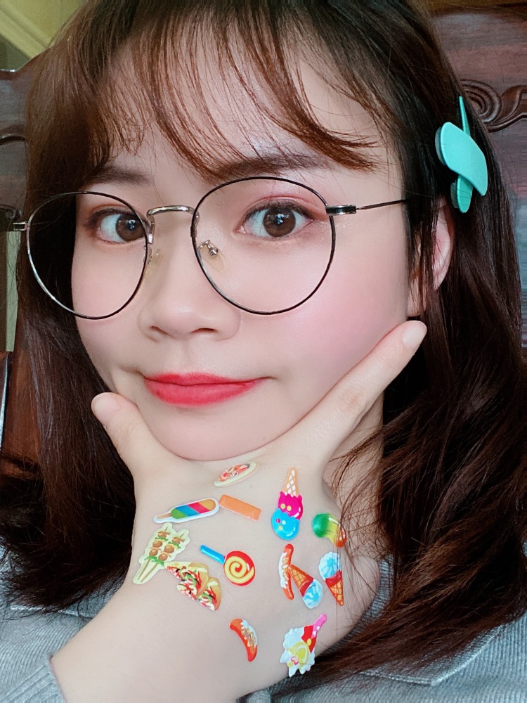 努力努力再努力赚钱-湖南省·长沙市·天心区--新手一枚 🉑️🍑宝寄拍、卖家秀
身高152 86斤（减肥中）
爱健身 美食 穿搭 拍照
只想赚点零花钱😭😭
请大家多多关照