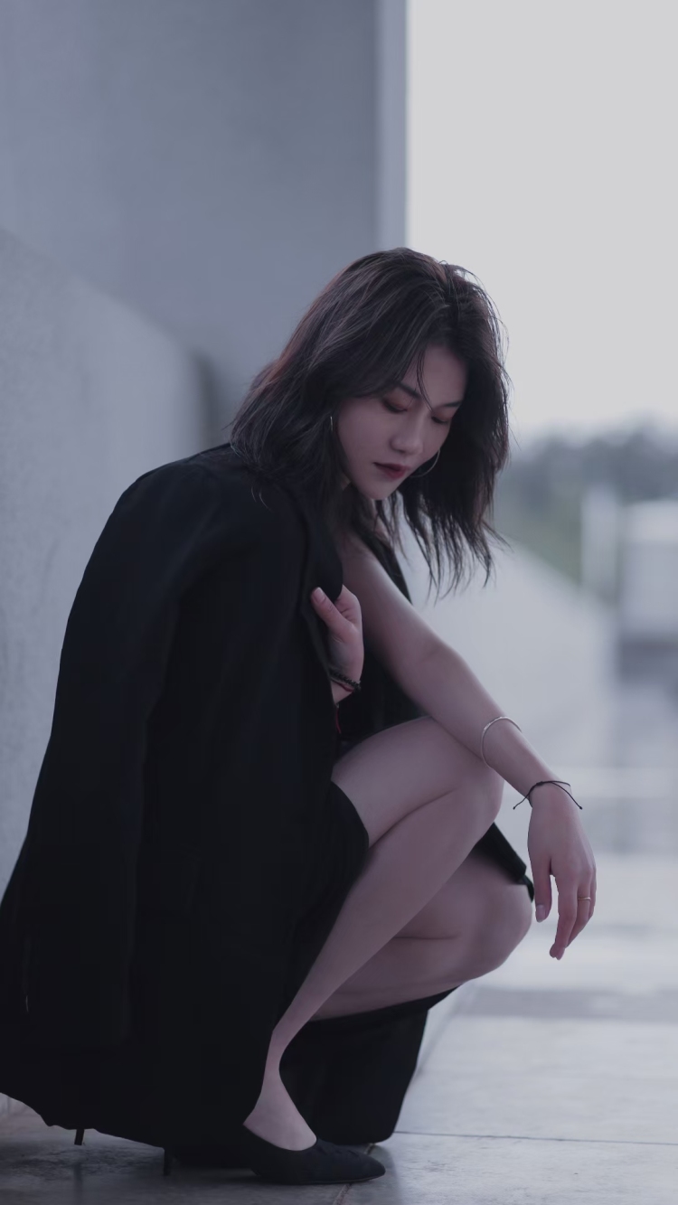 Wik-云南省·昆明市·嵩明县-抖音 ***-我喜欢跳舞,参加了模特社团和舞蹈社团,有过拍摄经验,想接一些买家秀或者模特商演,内衣内裤买家秀没有意向接。