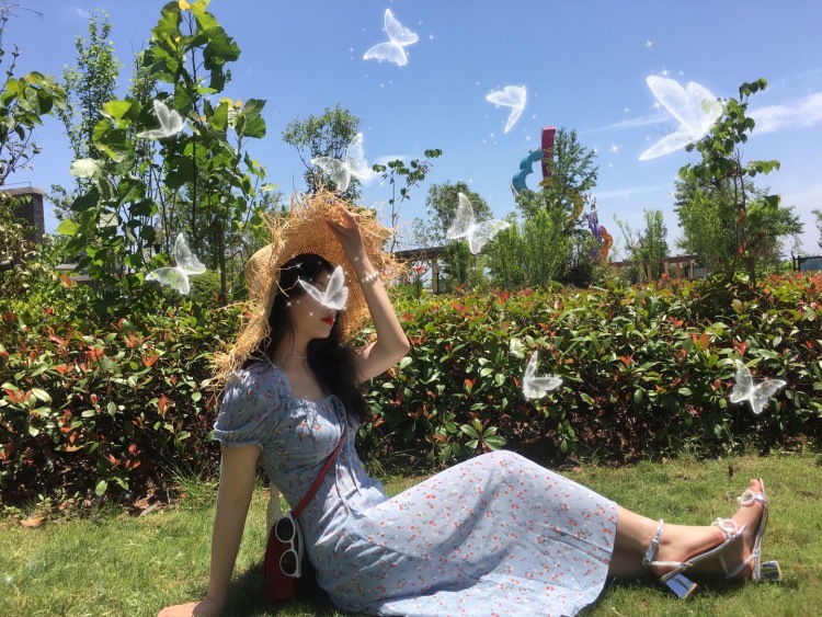 泡菜魚o.-湖北省·武汉市·江夏区--爱好拍照 短视频 长相可盐可甜 有眼缘的商家快来 可接(衣服 包包 化妆品 美瞳 )