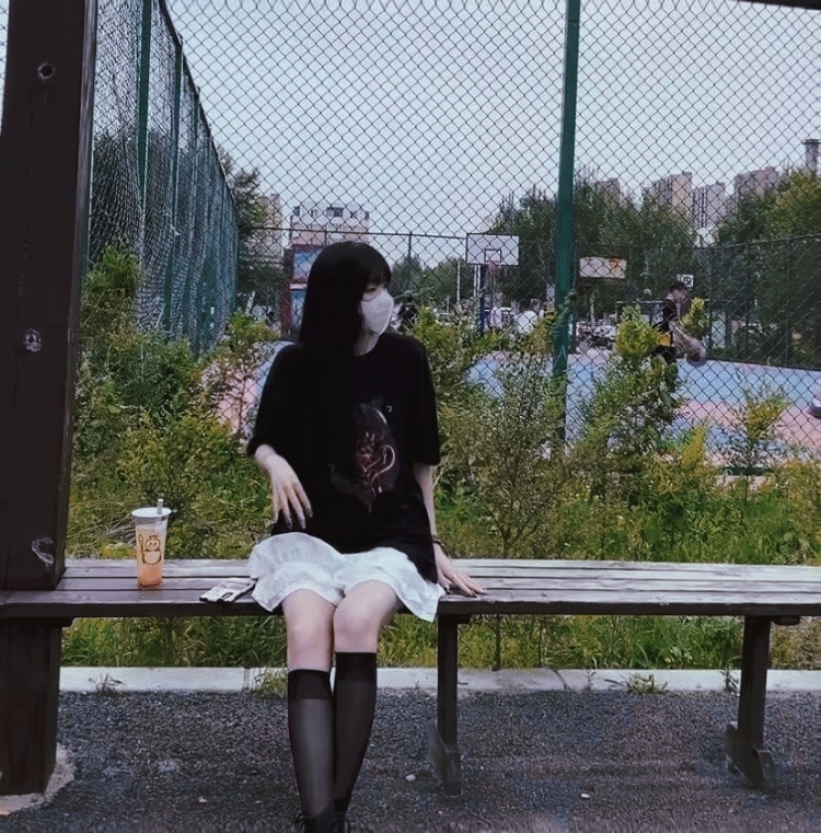 WAmber-辽宁省·沈阳市·于洪区-抖音.***-各位商家们好,自拍 对镜拍 他拍我都擅长,美妆产品,宠物寄拍都OK,希望多接买家秀寄拍 谢谢
