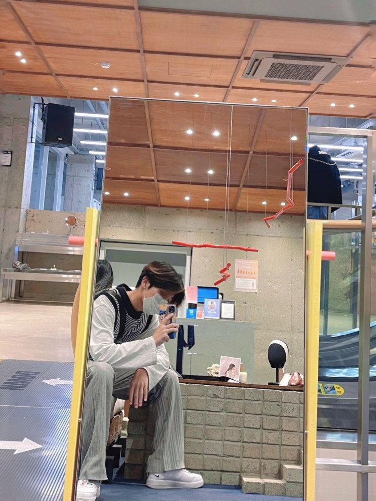 徐以诺-浙江省·金华市·婺城区-抖音-买家秀  寄送拍     有设计感的衣服找我哦！！ 可露脸不露脸随意老板挑选！！不是高p不是高p