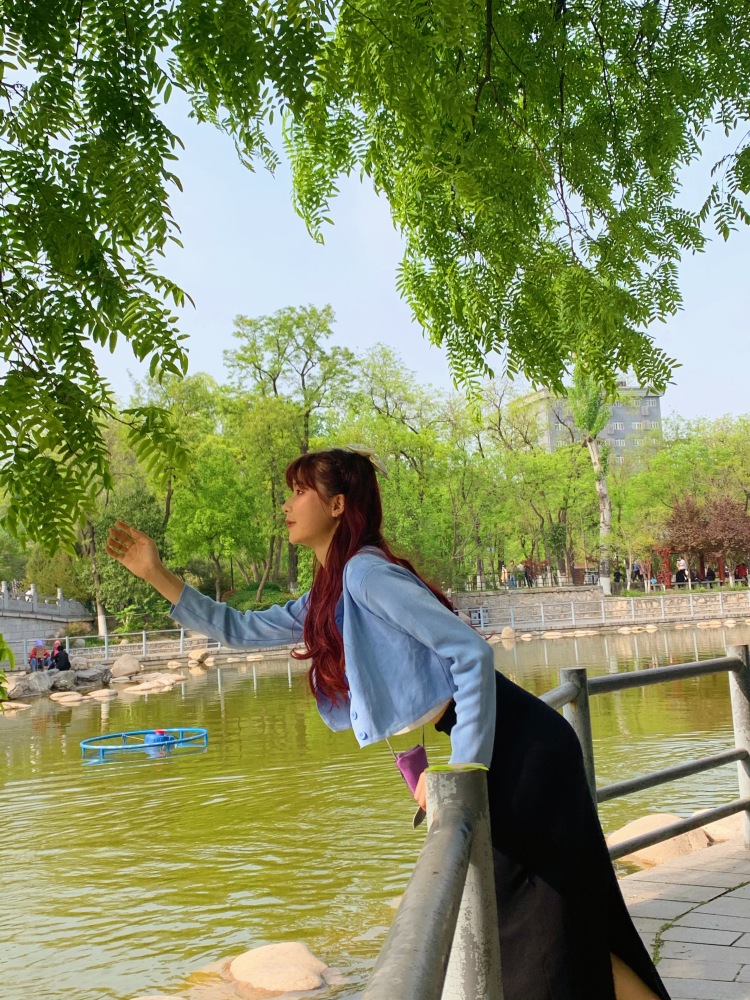 逾-陕西省·西安市·莲湖区-快手-淘宝淘气值818 能独立拍照、修图 🍃
身高160 体重94 期待与您合作🌸