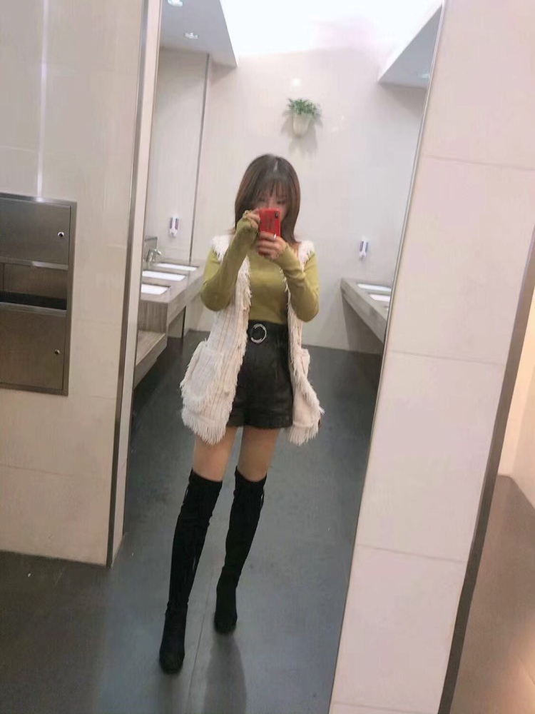 💗心有灵犀。-四川省·成都市·金牛区-抖音，***，微博-身高162，体重98，擅长化妆和自拍，简单修图，做过兼职平面模特，做过主播，有寄拍买家秀和试用测评经验。
接美妆、服装、鞋包、美瞳等品类寄拍，价格详谈。