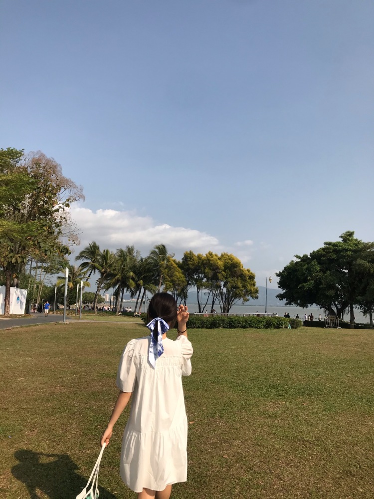 🐑 🐑-广东省·深圳市·福田区-抖音/***-平时喜欢拍照，P图技术很OK👌🏻、什么风格都可以尝试  欢迎一起合作