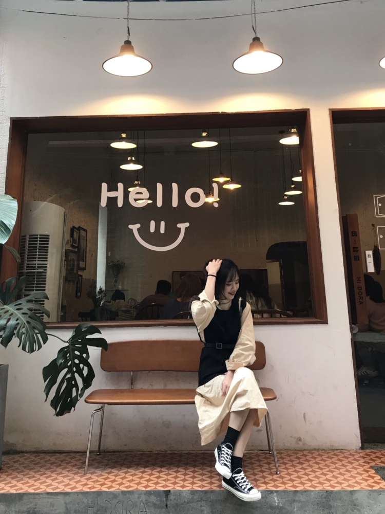 🐑 🐑-广东省·深圳市·福田区-抖音/***-平时喜欢拍照，P图技术很OK👌🏻、什么风格都可以尝试  欢迎一起合作