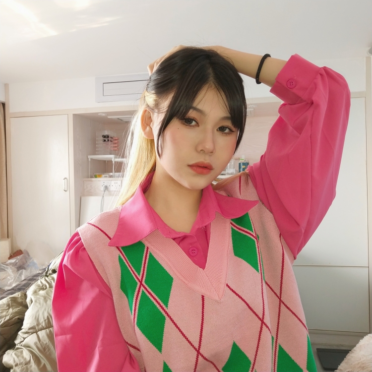 黑怕大佐-浙江省·杭州市·江干区--素人模特,会化妆,会拍照,有相机,会p图,原图精修都可以。风格多变,出图快。接受寄拍,约拍,拍视频,返图等等都可。
(顺便本人玩cos,是汉服娘,会做造型,jk和洛丽塔都可以接受,喜欢尝试新风格)
快
