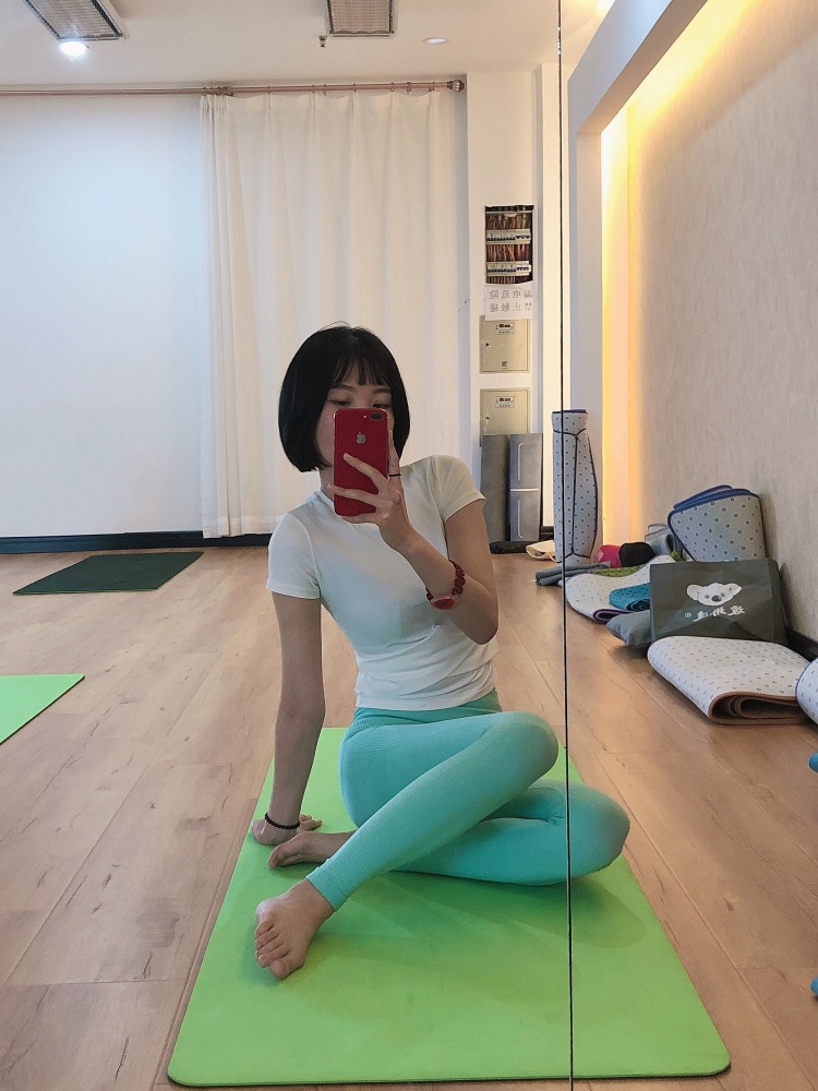 淼淼呀-辽宁省·本溪市·平山区-抖音微博***-身高168 体重45 抖音粉丝700+ 爱拍照爱穿搭 会P图会短视频创作 大量时间会耐心完成任务 之前做过淘宝寄拍 网拍寄拍买家秀可联系我~