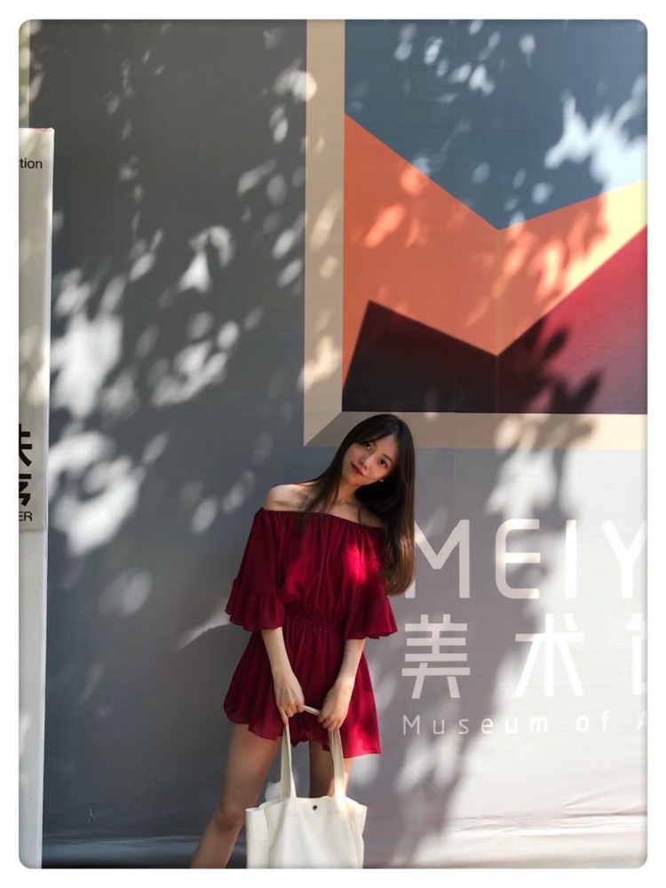 曾小君-湖北省·省直辖县级行政区划·仙桃市-抖音-接送拍 寄拍 买家秀
擅长拍照P图，对镜拍外景都可
身高163cm 体重46kg
认真仔细完成每一单需求