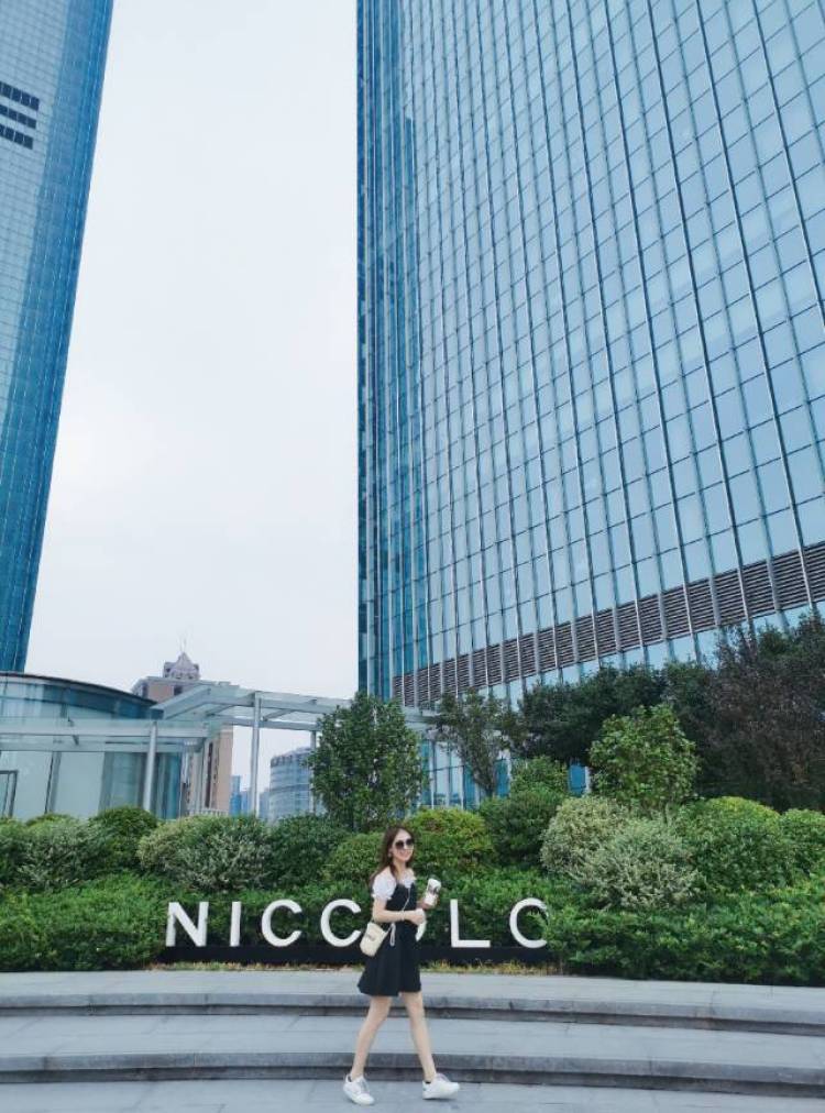 🎀 Momoko🎀-广东省·广州市·荔湾区--可约买家秀 寄拍 淘宝带货 视频带货 探店vlog 短视频带货 开箱测评 态度好脾气好