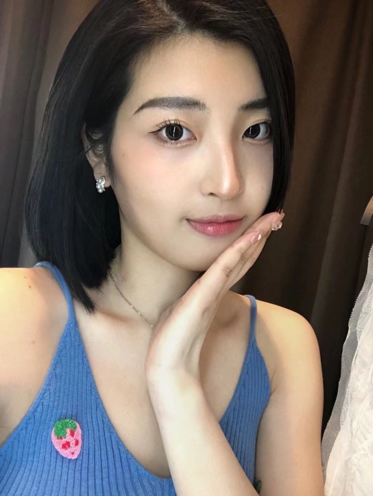 心动-江苏省·苏州市·昆山市--喜欢拍照，化妆，喜欢臭美的妹子，可以寄拍，约拍都可以，合作费用可以接受就成