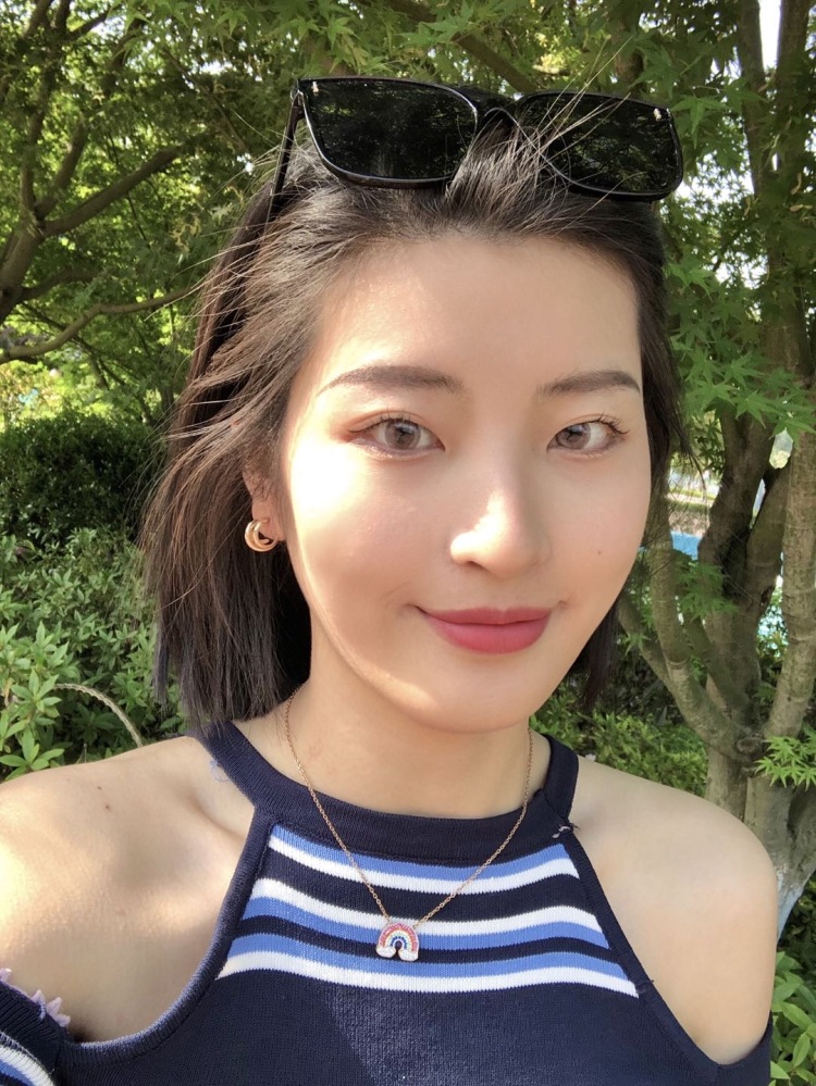 心动-江苏省·苏州市·昆山市--喜欢拍照，化妆，喜欢臭美的妹子，可以寄拍，约拍都可以，合作费用可以接受就成