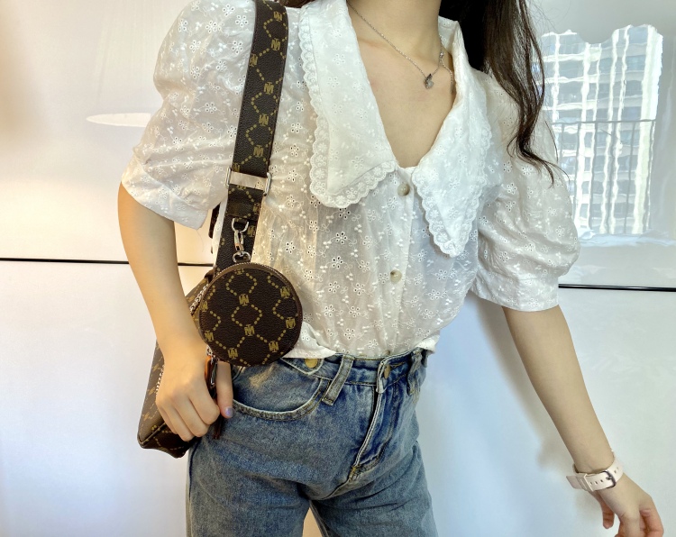 Koral小8-广东省·广州市·天河区--小个子妹妹 身高155cm 体重42kg 喜欢网上冲浪研究穿搭 个人风格偏甜美 平时喜欢探店打卡拍照