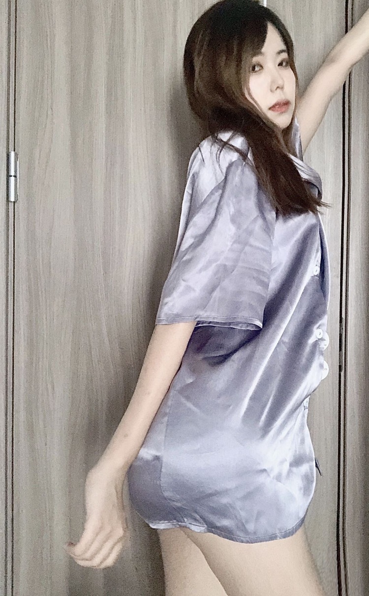 小乌云-浙江省·杭州市·余杭区-抖音-身高170,体重48公斤
体型,面容姣好
从事电商行业,兼职寄拍
分享一个长期合作的微商服装店