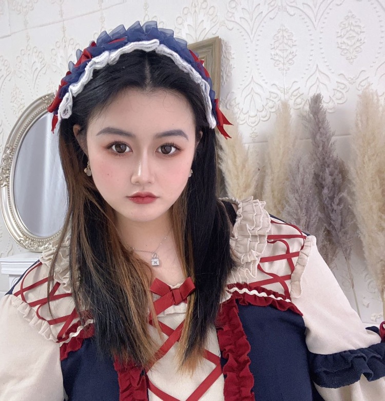 FF-山西省·太原市·小店区-快手抖音-接寄拍 衣服首饰化妆品美瞳 微胖大码 会拍照会化妆会p图 现在在自拍馆上班可以提供场景很方便