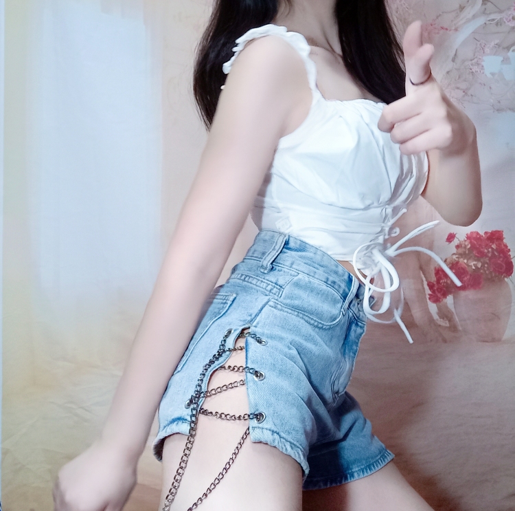 ᝰꪶꪮડꫀ²⁰.-河南省·郑州市·金水区-快手-想接寄拍，网拍，买家秀，线下美瞳等，p得一手好图，可按照单主的要求p图，颜值在线，可驾驭多种风格，会认真完成每一单，快手3926个粉丝