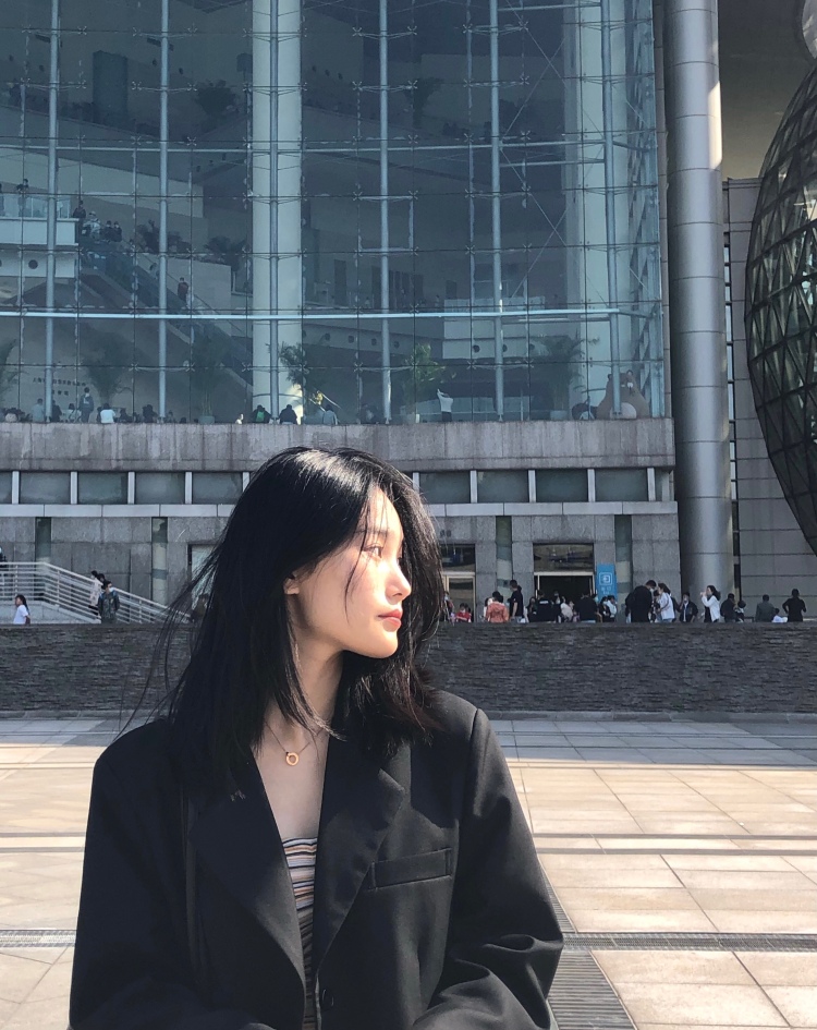 楊自怡.-安徽省·合肥市·蜀山区-快手-之前做过淘宝买家秀会p图
接寄拍
身高:167
体重:100斤
发色:黑色
风格:简约甜美韩风均可
期待合作~