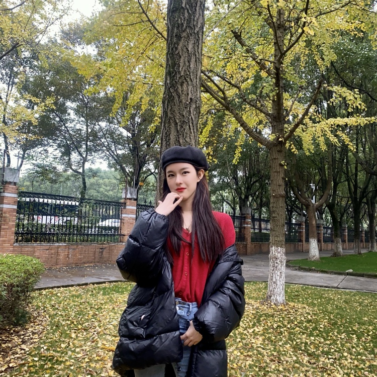 丸一呐呐-浙江省·绍兴市·嵊州市--接寄拍 买家秀等 风格接受度高 可盐可甜 拍照上镜 会自己p图 都可商量