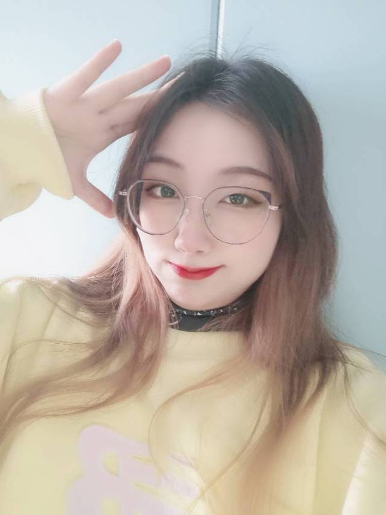 关东煮小熊仔🧸-湖南省·衡阳市·蒸湘区-抖音，微博，***-做过买家秀，淘宝网拍，拼多多网拍，风格多样，有耐心，可接买家秀、探店等