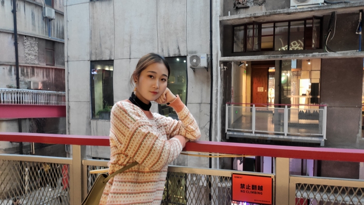 梅花鹿-重庆市·重庆市·涪陵区--身高166cm 体重53kg,微胖,爱好拍照以及会简单P图,可以接买家秀、免费试用等