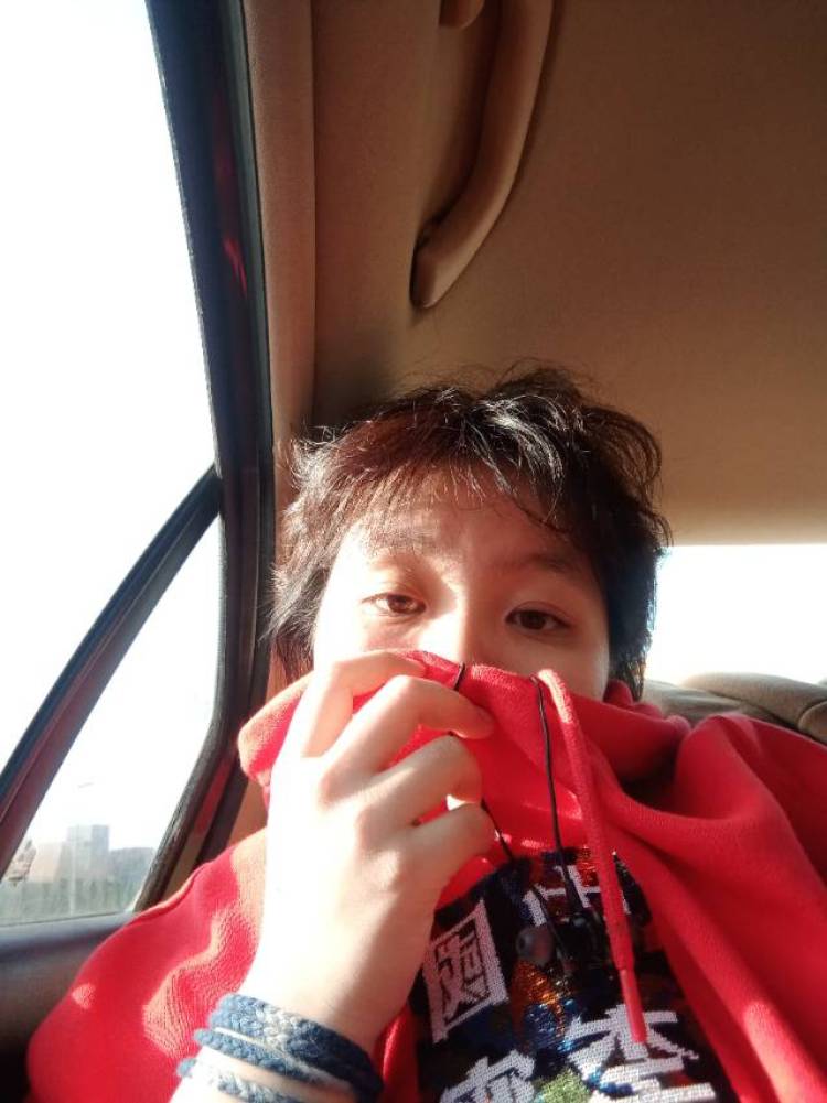 坏蛋.-山东省·青岛市·即墨区--美术生，会钢琴唱歌，身高175，男性向，不交押金，出单快绝不拖延。
