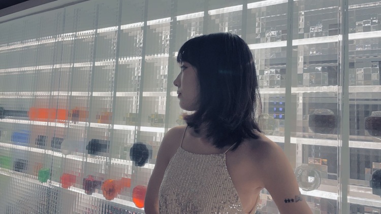 wait-重庆市·重庆市·江北区-抖音，***，微博-重庆探店📷拍照打卡
摩洛哥洞穴风酒吧火锅！满足你所有！店门口一只倒扣的酒杯，艺术感十足。洞穴风视觉冲击力很强，一进去很有一个调酒吧台，很有酒吧的氛围，播放的全是酒吧的音乐。