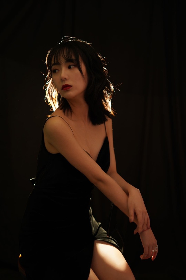 wait-重庆市·重庆市·江北区-抖音，***，微博-大家好！我是重庆网红：小芊
艺术生 唱歌拍照p图及短视频创作
可接：买家秀、淘宝逛逛种草带货、短视频带货、短视频vlog创作、免费试用、种草笔记全文创作及发布、探店打卡等
年龄：25
身高：157CM