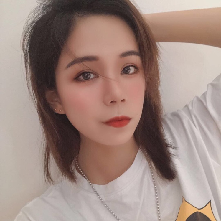 💋  吴阿蓉-广东省·广州市·越秀区-抖音-大家好!我是吴啊蓉
身高:170 体重:50
可以驾驭的风格有休闲风 潮牌风 甜美风等等…
会尽快的按要求出图 期待与你们的合作 谢谢
