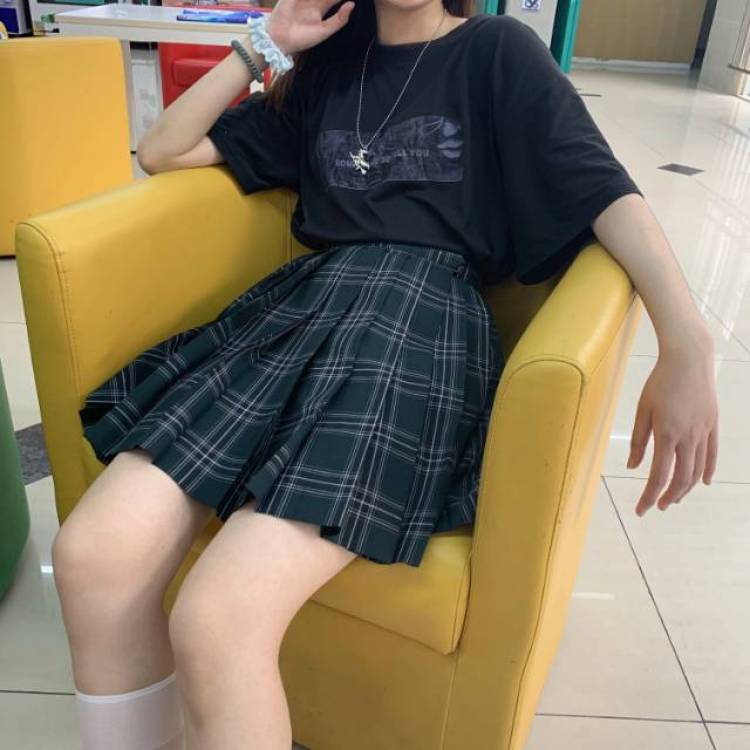 Gl--上海市·上海市·浦东新区-抖音 微博 ***-长的可以 可盐可甜 会拍照 修图 可接买家秀 寄拍 等 拒绝收费 自垫费用