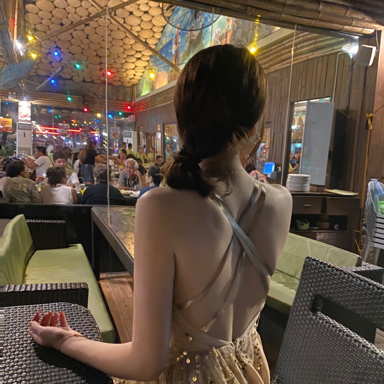 晚晚-浙江省·宁波市·镇海区-抖音 快手 ***-你好呀， 平时自己喜欢拍照，擅长修图，认为可以完成这个技能，呈现好的效果，所以想从事这个行业 本人身高168 体重106斤，有适合可以联系我谢谢！