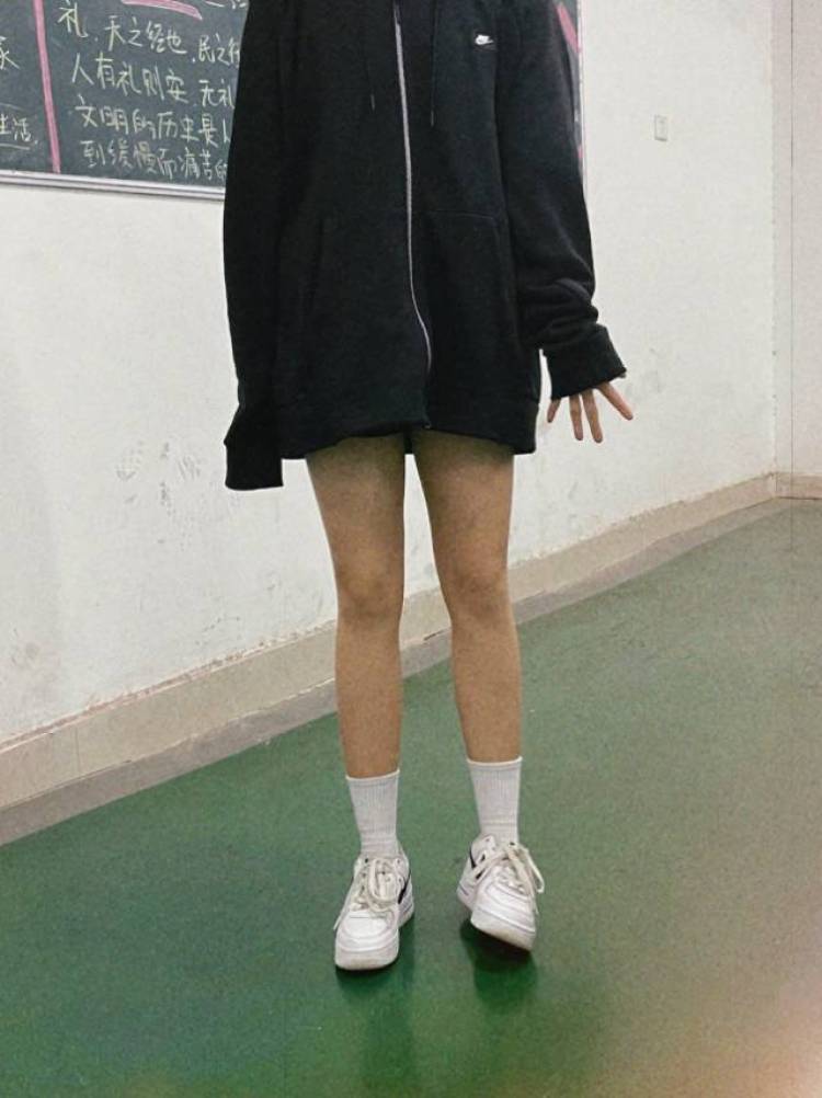 小圣说想你-江西省·南昌市·东湖区--接寄拍 送拍
身高155 体重80
什么风格都可以驾驭  会拍照 会修图