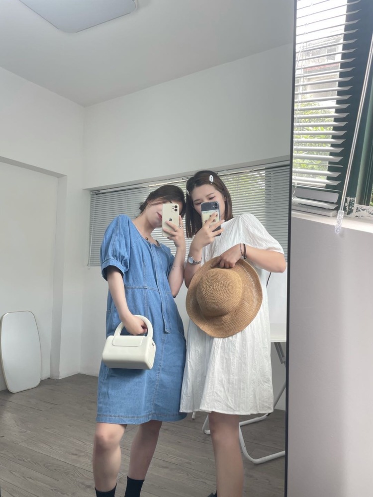 叶静-浙江省·丽水市·龙泉市-抖音 ***-接网店寄拍  擅长服装搭配 韩系风 简约风
抖音视频推荐 开箱测试  ***种草