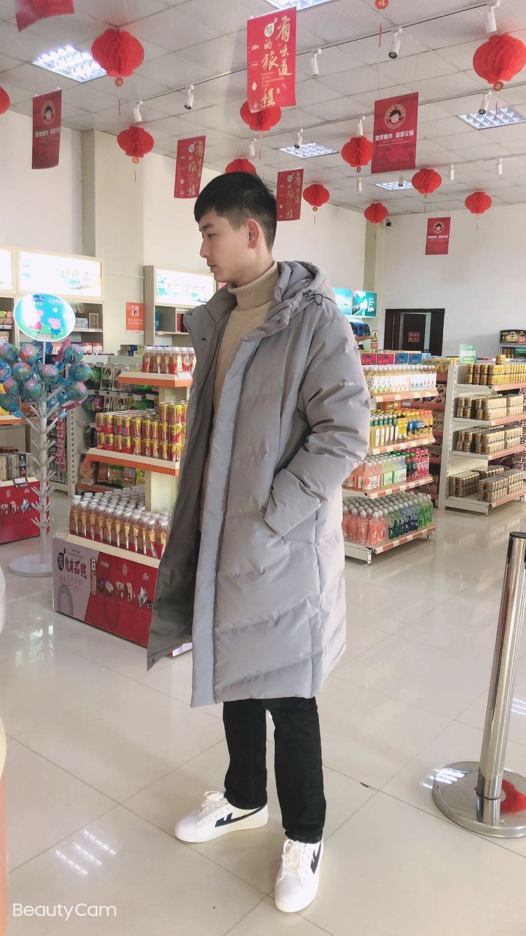 颜控代购💳可花呗信用卡-安徽省·亳州市·谯城区-*** 抖音-素人
可接寄拍 买家秀
会搭配 会P图
身高185 体重70 腿长1.1米