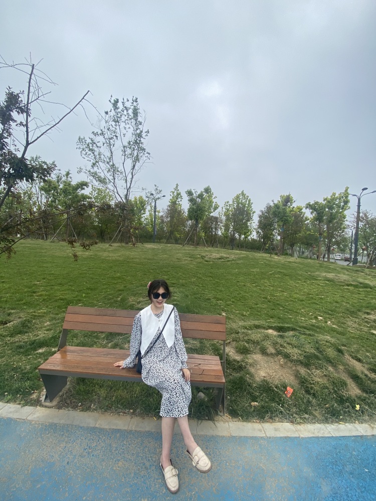 AIxin-河南省·驻马店市·西平县-快手抖音-买家秀 开箱测评 免费试用 平面模特兼职等
身高164cm
体重49.5kg
